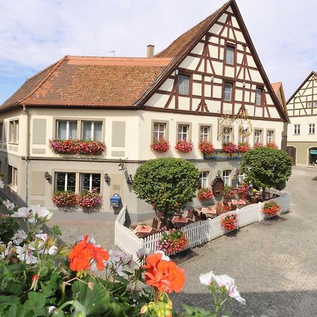 Flair Hotel Zum Storchen Bad Windsheim Esterno foto