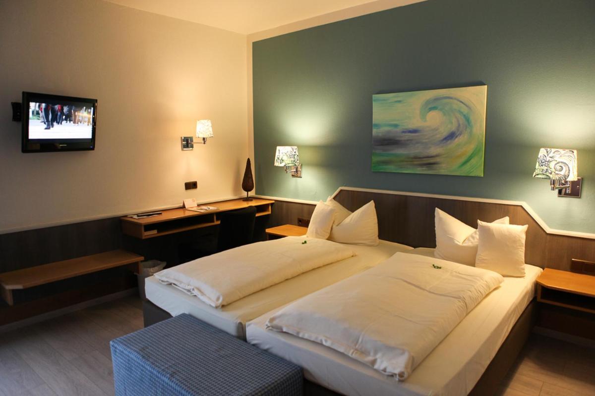 Flair Hotel Zum Storchen Bad Windsheim Esterno foto