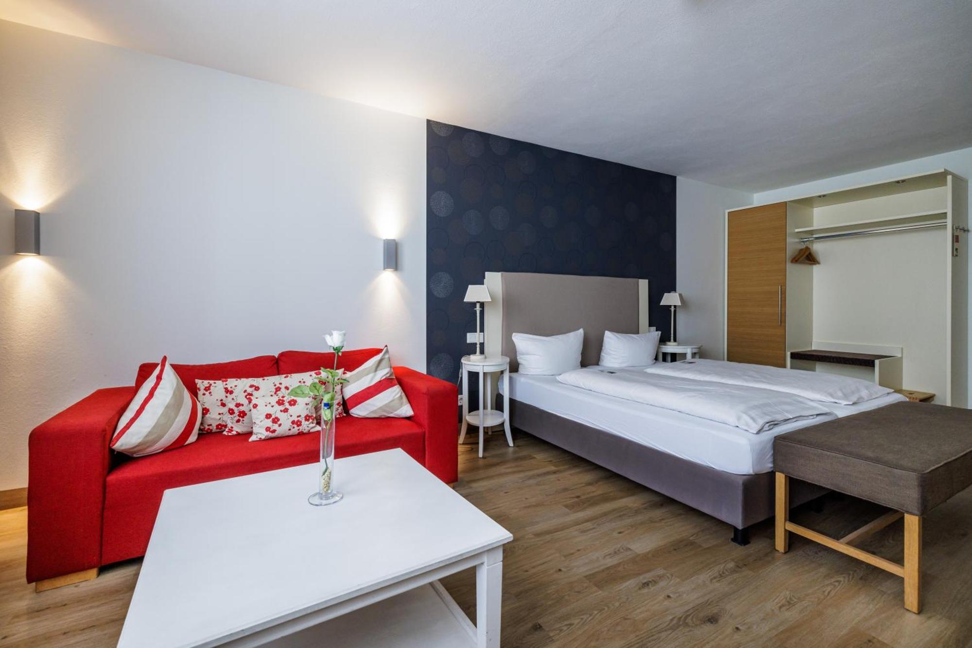 Flair Hotel Zum Storchen Bad Windsheim Esterno foto