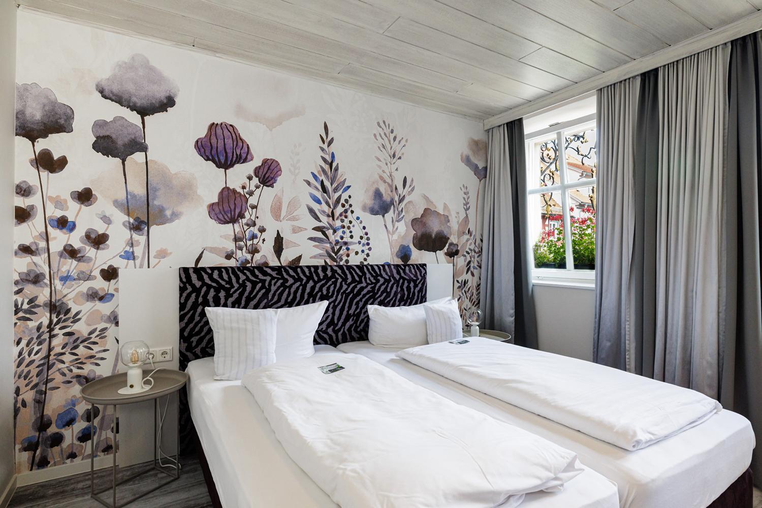 Flair Hotel Zum Storchen Bad Windsheim Esterno foto