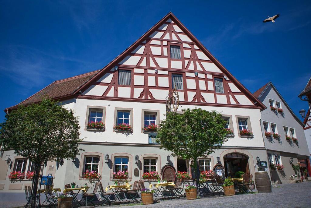 Flair Hotel Zum Storchen Bad Windsheim Esterno foto